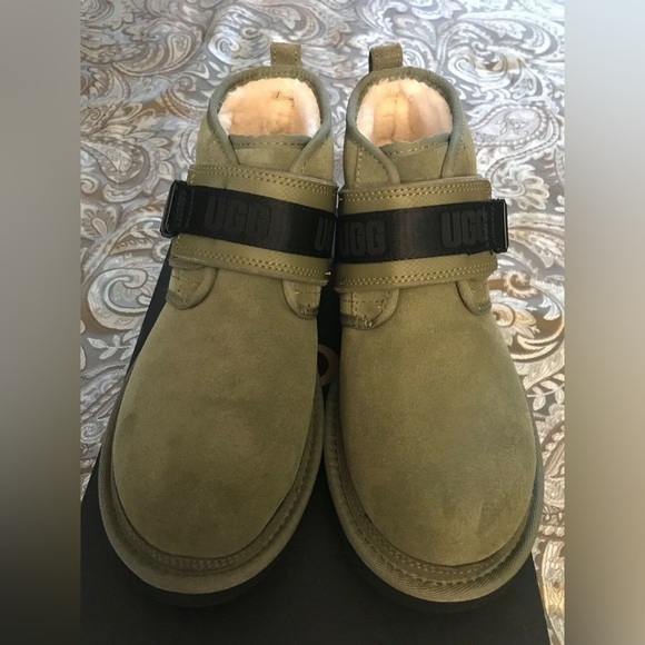 Ugg Neumel Snapback Boots main image 7